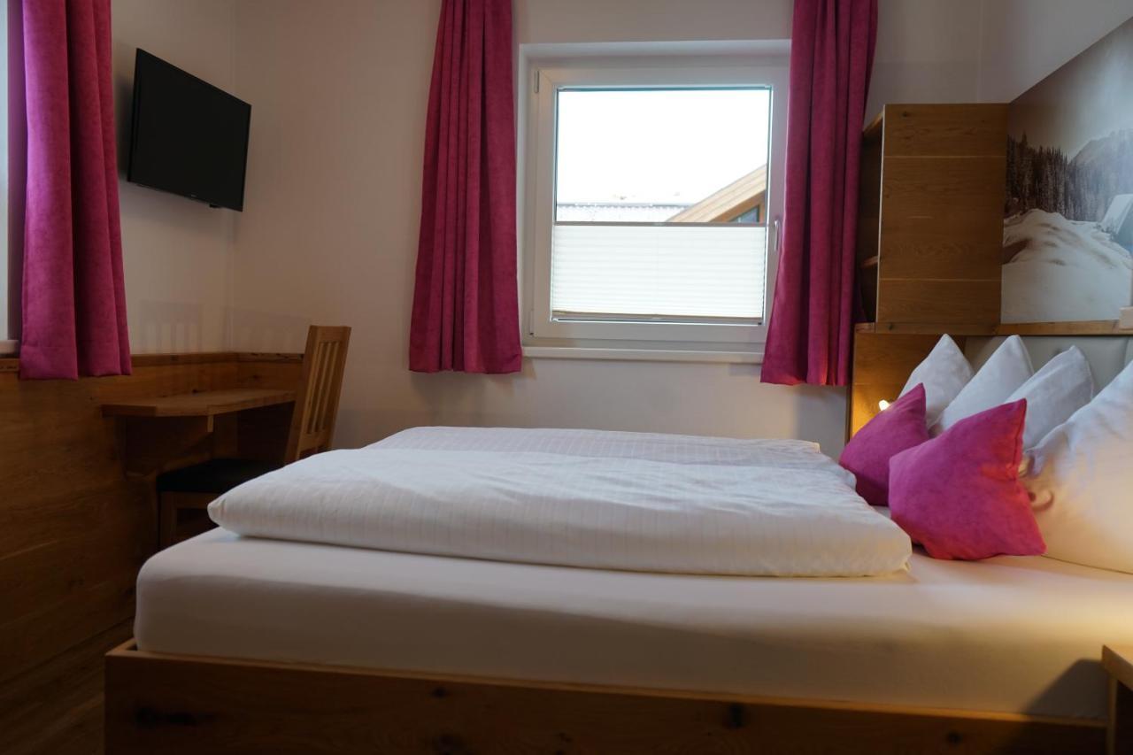 Bergfink Apartments Flachau Dış mekan fotoğraf